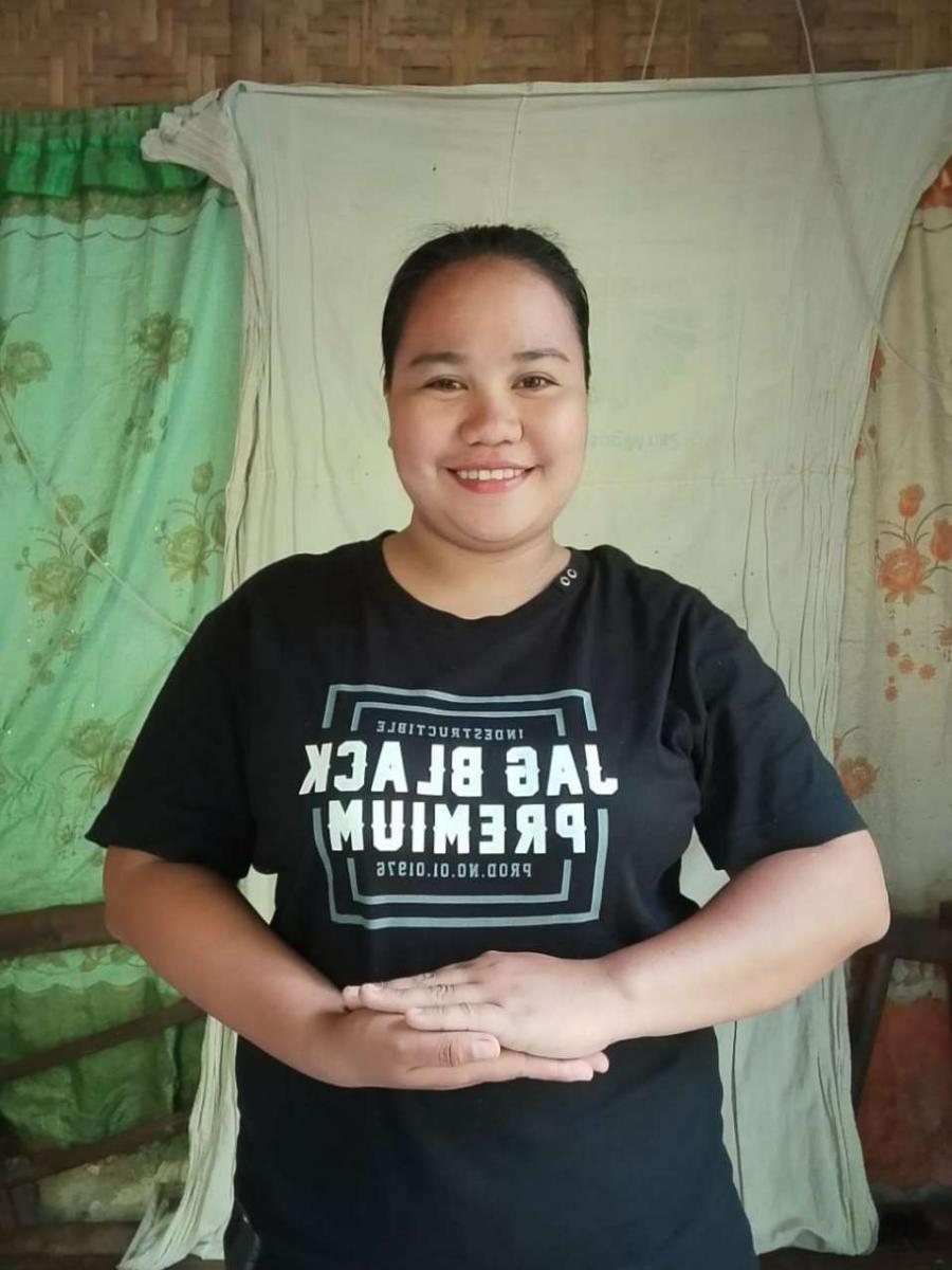 Philippines Helper VARGAS