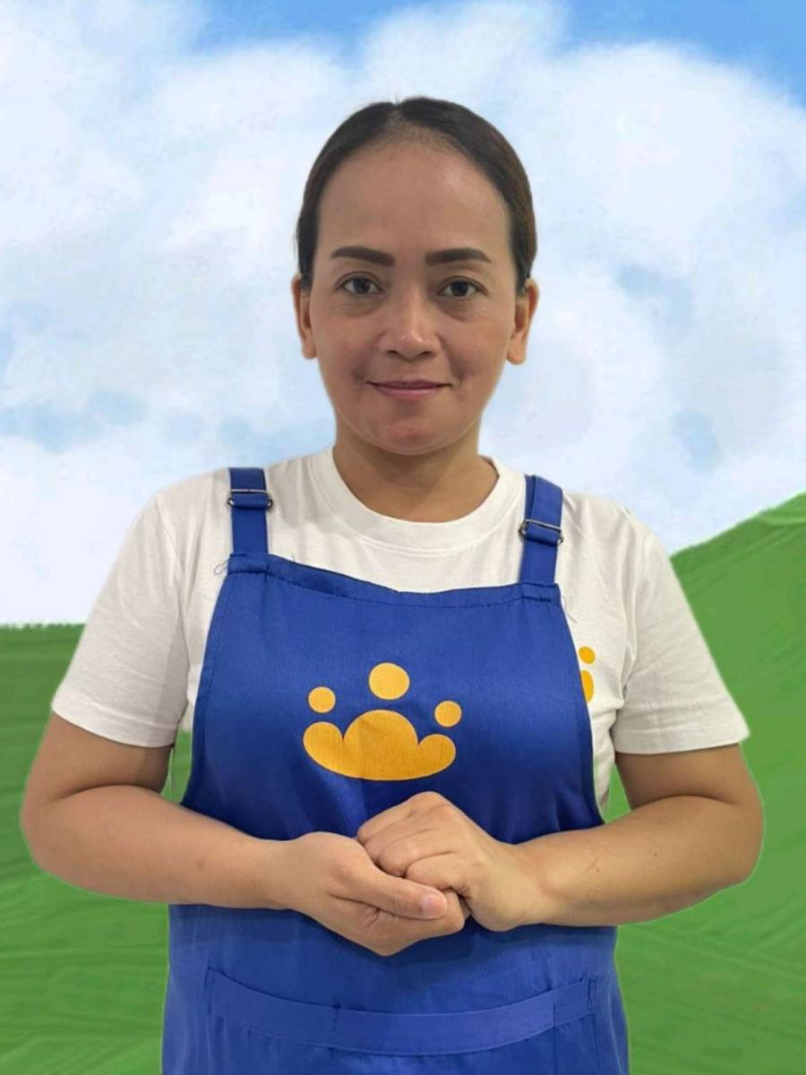 Philippines Helper PEREZ