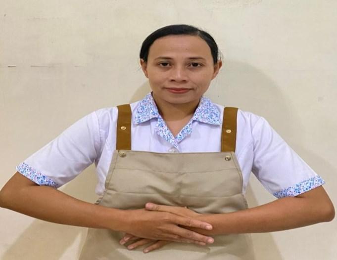 Indonesia Helper ANISSAUS SHOLIKAH