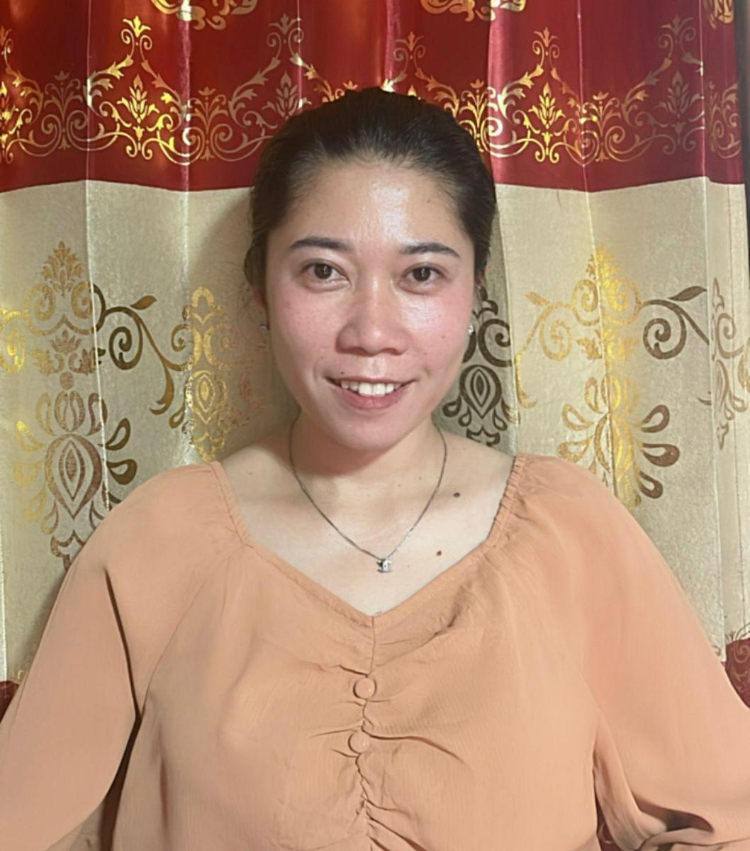 印尼 女傭 HESNI YUPIKA